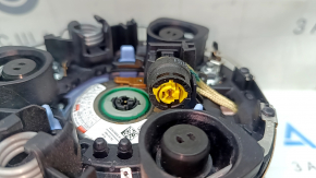 Подушка безопасности airbag в руль водительская Audi A4 B9 17-25 черная, тычки на хроме, царапины