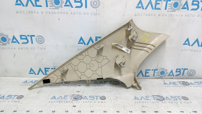 Накладка задней стойки правая VW Jetta 11-18 USA бежевая, царапины, надлом крепления