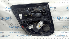 Обшивка двери карточка задняя правая Audi A4 B9 17-19 черная, черный подлокотник кожа, вставка черная кожа, Bang and Olufsen, вмятины, царапины
