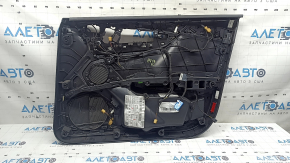 Обшивка двери карточка передняя левая Audi A4 B9 17-19 черная, черный подлокотник кожа, вставка черная кожа, Bang and Olufsen, царапины, под чистку