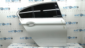 Ansamblu ușă spate dreapta BMW 5 G30 17-23 fără cheie, mâner cu bandă cromată, alb A96