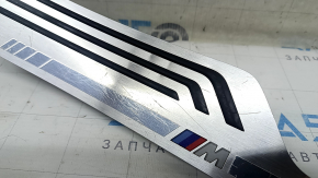 Prag ușă spate dreapta pentru BMW X7 G07 19-26, cromat cu iluminare din spate pentru 6 locuri, M-Sport, zgârieturi, crestături