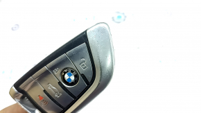 Ключ BMW 5 G30 17-23 smart, 4 кнопки, царапины, потерт