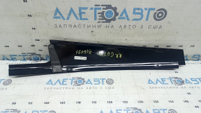 Накладка двери боковая задняя правая BMW X7 G07 19-26 передняя, глянцевая, царапины