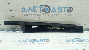 Накладка двери боковая передняя правая BMW X7 G07 19-26 глянецевая, царапины