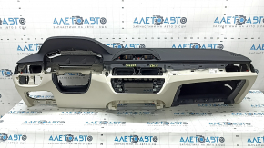 Торпедо передняя панель с AIRBAG BMW 5 G30 17-23 кожа черная с Elfenbein-Weiss, под чистку, ржавый пиропатрон