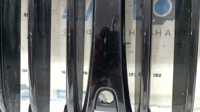 Решетка радиатора grill BMW X7 G07 19-22 без ночного видения, под камеру, Shadow Line, сломано крепление, песок, скол