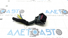 Фишка на блок ECU компьютер двигателя BMW 5 G30 17-23 2.0Т черная, 39 пинов