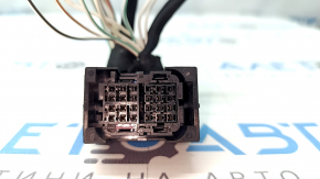 Фишка на блок ECU компьютер двигателя BMW 5 G30 17-23 2.0Т черная, 16 пинов