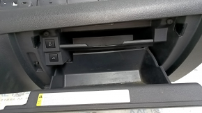 Перчаточный ящик, бардачок в сборе VW Passat b7 12-15 USA черный, царапина