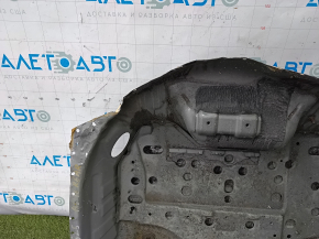 Корыто багажника Audi A6 C7 12-18 высверлено