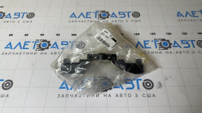 Кронштейн крепления замка капота Lexus GX470 03-09