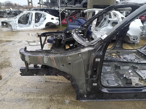 Четверть передняя левая BMW X7 G07 19-26 на кузове, черная