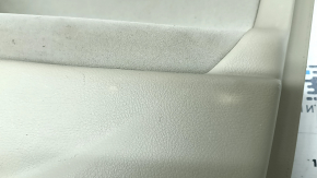 Обшивка двери карточка передняя правая Toyota Camry v40 бежевая с коричневым, вставка пластик, подлокотник велюр, без управления, под химчистку, побелел пластик, царапины, разбух уплотнитель