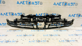 Решетка радиатора grill Toyota Prius 50 19-22 без парктроников
