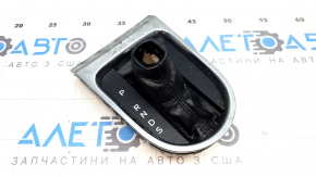 Накладка шифтера МКПП Ford Mustang mk6 15-20 хром, под чистку, потёрта