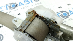 Пассажирский ремень безопасности Toyota Camry v40 бежевый, под химчистку, коррозия корпуса