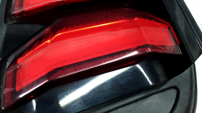 Фонарь левый Ford Mustang mk6 18-23 царапины