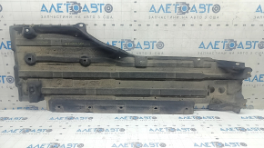Защита днища правая Ford Mustang mk6 18-23 затерта, надрывы
