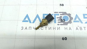 Vas de expansiune mic DEGAS pentru răcire, fără capac, pentru Nissan Leaf 11-12