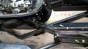 Решетка радиатора grill Honda CRV 23-26 HEV с черным глянцевым молдингом, песок, надломана, трещины