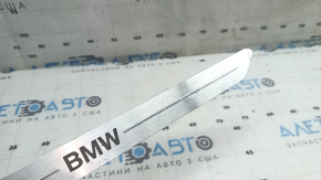 Вставка накладки порога передняя правая BMW X5 G05 19-23 хром BMW, с подсветкой, царапины, тычка