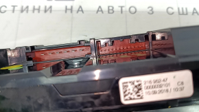 Управление климат-контролем заднего ряда Audi Q8 19-26 сенсорное с подогревом сидений, царапины