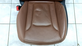 Scaun șofer pentru Audi Q8 19-23 cu airbag, cu tetieră, electric, încălzit și ventilat, cu suport lombar, piele maro, zgârieturi, îndoit