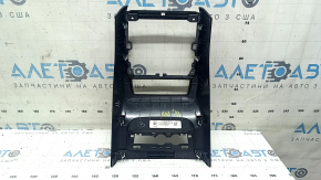 Накладка центральной консоли задняя BMW X5 G05 19-19 черная, царапины