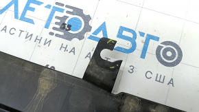 Нижняя накладка переднего бампера Subaru Forester 19-21 SK черная, царапины, сломаны крепления, примято