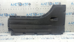 Protecția inferioară față dreapta a caroseriei BMW X5 G05 19-23 este uzată.