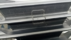 Решетка радиатора grill Subaru Forester 19-21 SK низ, с заглушкой под камеру, тычки, царапины