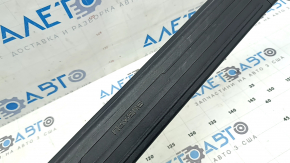 Накладка порога передняя правая Subaru Forester 19-24 SK черная, потерта