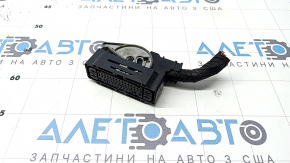 Фишка на блок ABS Audi Q8 19-26
