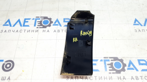 Накладка фонаря внешнего крыло задняя правая Toyota Rav4 19-24 Japan built
