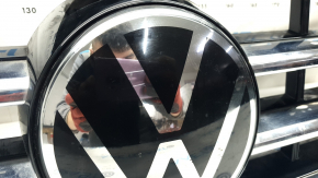 Решетка радиатора grill VW Tiguan 22-24 с эмблемой, под радар, песок