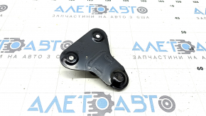 Кронштейн поддона АКБ BMW 7 G11 G12 16-22