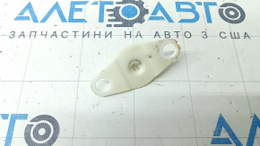 Крепление фары нижнее левое Ford Fusion mk5 13-20 рассохлось