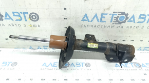 Амортизатор передний правый Toyota Rav4 19-25 hybrid AWD, Japan built, ржавый