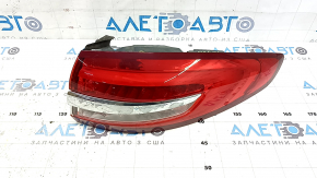 Lampa de la aripa exterioară dreapta de la Ford Fusion mk5 17-20 este uzată.