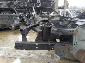 Четверть передняя правая BMW 7 G11 G12 16-22 на кузове, черная, тычки на пороге