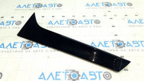 Спойлер задний двери багажника левая накладка Audi Q5 80A 18-24 черный глянец, царапина