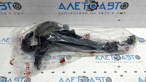 Цапфа передняя левая VW Touareg 11-17