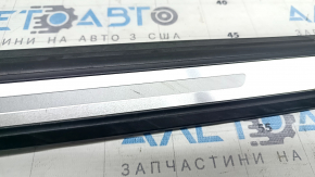 Ornamente prag exterior Audi Q5 80A 18-24 negre și cromate, zgârieturi