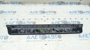 Ornamente prag exterior Audi Q5 80A 18-24 negre și cromate, zgârieturi