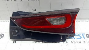 Lampă interioară portbagaj dreapta Mazda CX-5 22-25 cu iluminare Signature