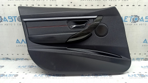 Обшивка двери карточка передняя левая в сборе BMW 3 F30 12-18 черная, подлокотник и вставка кожа черная, красная строчка, хром молдинг, накладка под темное дерево, с ручкой, с подсветкой, вмятины, надрыв