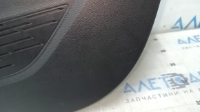 Обшивка двери карточка передняя правая VW Jetta 19-21 черная, с черной вставкой кожа, подлокотник кожа, молдинг серый тип 2, с ручкой, царапины, примята, надрывы