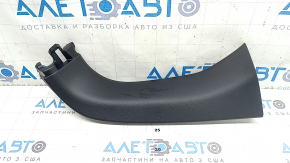 Обшивка двери багажника правая Subaru Forester 25-26 черная