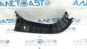 Обшивка двери багажника правая Subaru Forester 25-26 черная